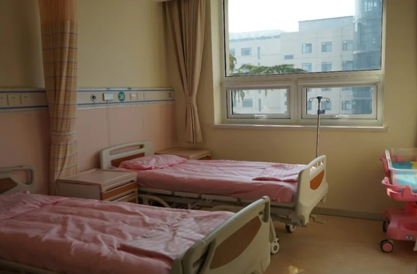 天津妇产医院环境图