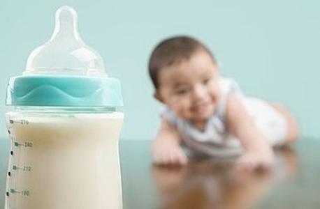 矿泉水冲泡奶粉是否安全？可能会影响奶粉的营养和安全性