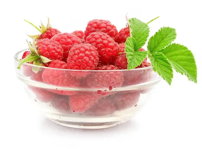 红莓对孕妇的影响：孕妇是否可以吃红莓？