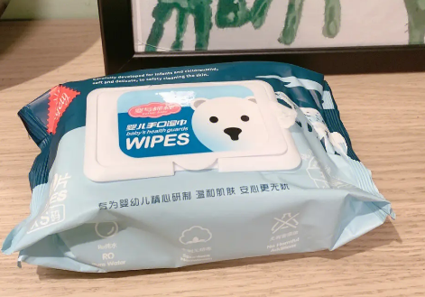 儿童用的口腔湿巾一包需要多少钱？