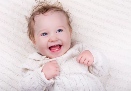 两个月的宝宝有长牙齿的可能吗？