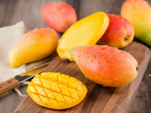 哺乳期的女性吃芒果要注意些什么？