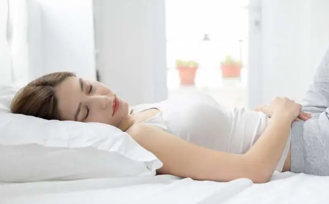 试管婴儿移植后需要卧床多久?试管婴儿移植后卧床怎么躺有要求吗?