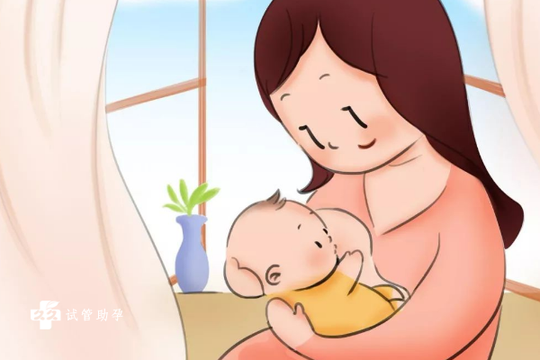 宝宝吃母乳吃不饱会出现哪些表现症状？
