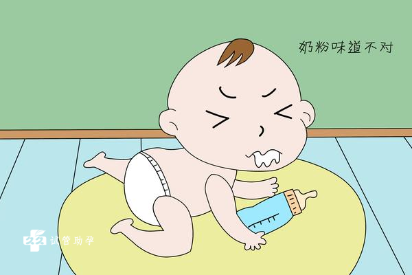 出生七天的宝宝喝奶后吐奶是什么原因？