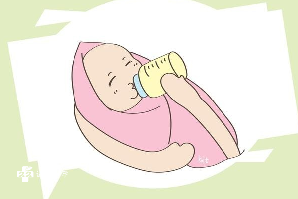 宝宝晚上睡觉长时间不起来喝奶应该怎么解决？