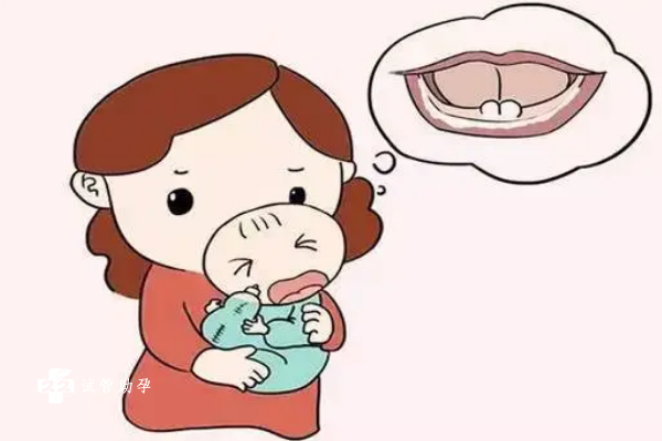 三个月的婴儿开始长牙齿了是正常情况吗？